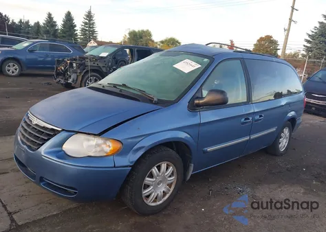 2007 Chrysler Town & Country Touring z USA, uszkodzony, nr VIN 2A4GP54L07R288933